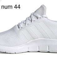 Tenis Adidas blanco número 44 .. - Img 55915366