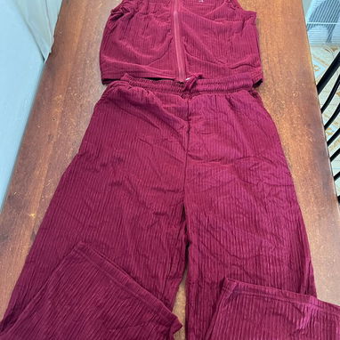 Conjunto de pantaloneta y blusa con zipper - 10/10