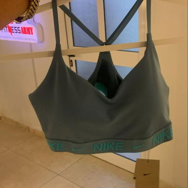 Top originales nike para hacer ejercicio - Img 115002455