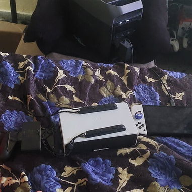 Nintendo switch oled - 2/2