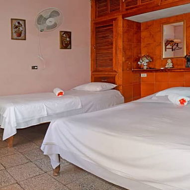 🏡 HOSTAL MARGERIS Y SEVERO – TRINIDAD, SANCTI SPÍRITUS - 5/10
