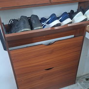 Zapatera 80x120 de 3niveles nueva en su caja 60usd vedado 52635560 - Img 54621359