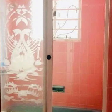 🏤Casa de renta para parejas o grupos en Reparto Sevillano municipio Diez de Octubre. OCT-003 - 4/6