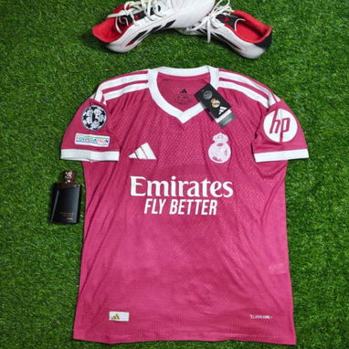 25 USD o al cambio Vendo Camisetas de Fútbol de la Temporada Actual interesados escribir al +5354547044 la tenemos termo - 7/10