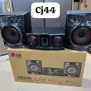 LG XBOOM CJ44...-480W de potencia, Bluetooth, puerto usb, Precio:💲240usd - Img 53628937