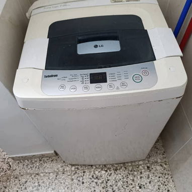 RENTA LINEAL EN EL VEDADO - 7/10