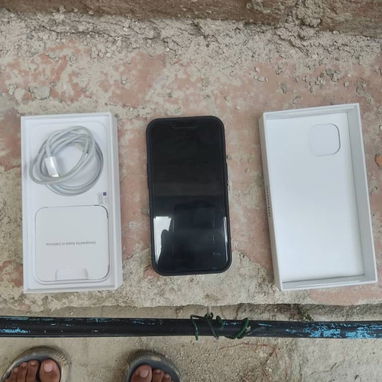 iPhone 13 Desbloqueado | 100% Batería | Como Nuevo | Caja Original - Img 125551895