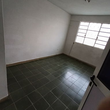 Vendo apartamento 4to piso en víbora park arroyo naranjo - Img 127609724