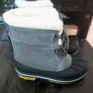 Botas de niño - Img 54502377