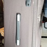 vendo maleta de 23 kgs nueva 20 usd - puede ser al cambio en cup - Img 56858050