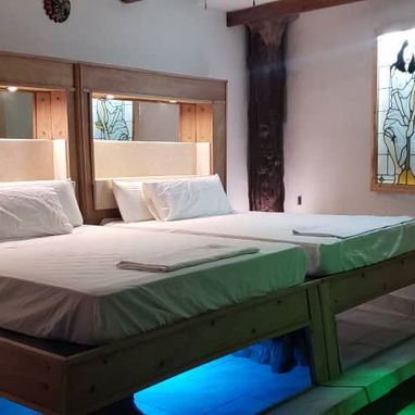 📱 Cabañas de Lujo con Jacuzzi y Piscina: Escapada Exclusiva 🌿🛁 - Img 115932317