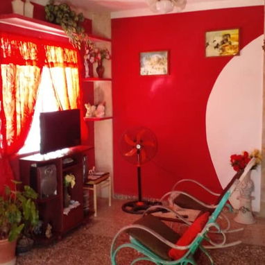 86_🏡*EN VENTA CASA  EN LA ENTRADA DE GUANABACOA POR VIA BLANCA  ES EN ALTO EDIFICIO BIPLANTA ES LA 2DA PLANTA*  😎*LA C - Img 120003605