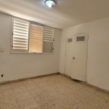 Vendo Apartamto Capitalist X74y13 Playa Bajos 3habit 2baños garaje gas calle 52700401 - Img 103202730