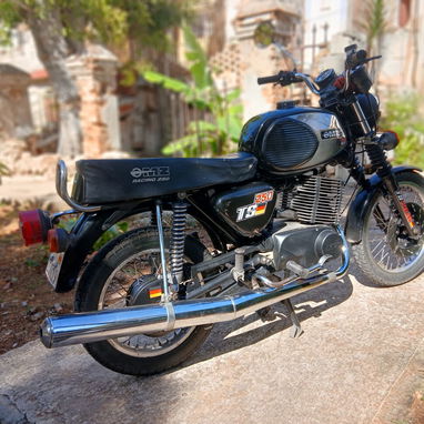 Vendo moto MZ (TS 250) maquina grande,certifico en mano llamar al 52410222 - Img 113836801