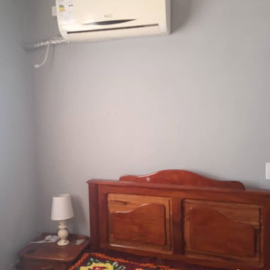 Ofertaaa biplanta en altos con garaje en el Vedado con 3 cuartos en excelente zona!!!! - Img 122707289