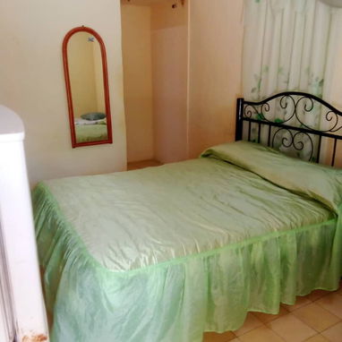 Cod. Z - Casa en Varadero: 2 Baños, Garaje y Espacio para 8 personas. ¡Lo tiene todo! 🔑 - Img 111439227