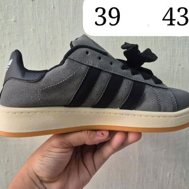 Tenis , chancletas , zapatos - 10/10
