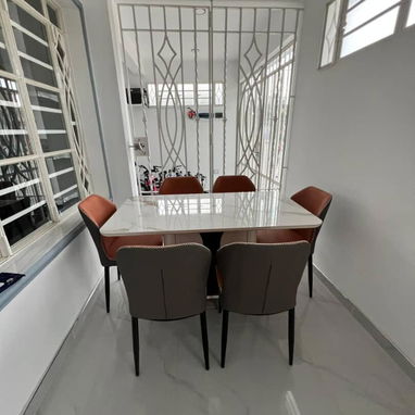Mesa de comedor de porcelanato - Img 123793419