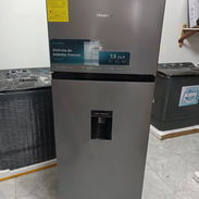 Refrigerador Hisense Moderno con Dispensador - Img 58195525