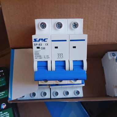 ⚡ ¡Protege tu instalación eléctrica. Tenemos breakers y cuchillas de calidad. ⚡ - 2/10