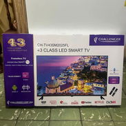Smart TV Challenger 43 pulgadas dos mandos y soporte a la pared - Img 55933874