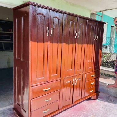 Closets - 9/10