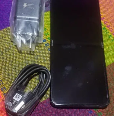 52830802 , SAMSUNG GALAXY Z FLIP 3 DE 128 GB ,  LISTOS PARA ACTIVACIÓN , DISEÑO ESPECTACULAR PLEGABLE , SUPER OFERTA - Img 76608820