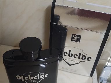 Perfume Rebelde original en su caja - Img main-image