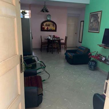 Venta de acogedor apartamento en 10 de octubre. - 5/10