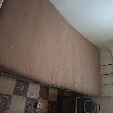 Vendo 2 camas de uso - Img 118982730