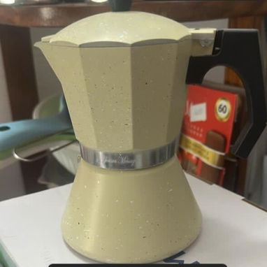Cafeteras, modelos de gas y modelos de inducción . Las italianas son para gas y para inducción - 4/4