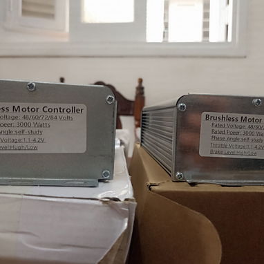 Motor de triciclo eléctrico de 72v 1500w 360usd caja reguladora cuadráticas multivolt de 3000w 160usd - Img 123029458