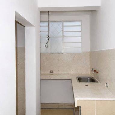 Casa de 3 pisos en Santo Suárez - 6/9