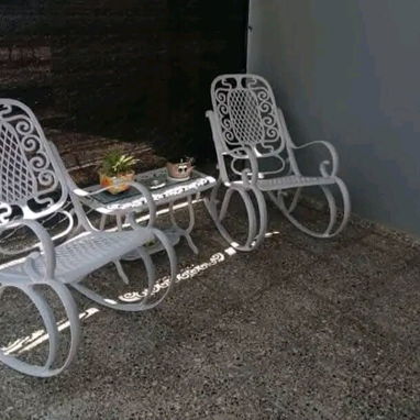 SILLONES de ALUMINIO con MESITA - 2/2