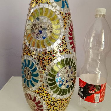 Búcaro de cristal trabajado de la marca Sabina Elegante,nuevo en su caja.Mide 39 centímetros de altura. - Img 120900399