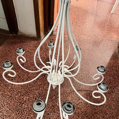 Vendo estas 6 sillas y una lámpara de techo - Img 123982240