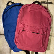Mochilas de dos zippers azules y rosadas - Img 45533060