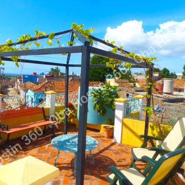 RENTA hostal de 3 habitaciones en el centro de TRINIDAD con Qba Hostin 360. - 10/10