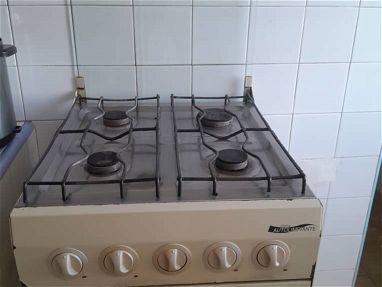 Cocina de 4 hornillas con horno - Img 67521515