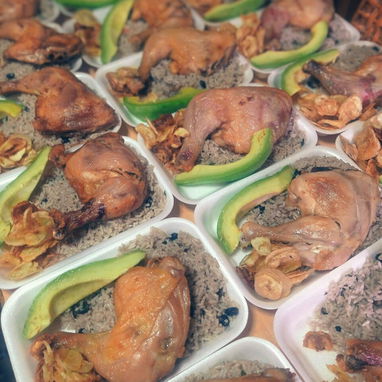🥩Combos de comida criollas y picaderas hasta 80 comensales 🍗 - Img 116667165