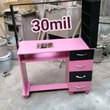 MESITAS DE UÑAS - 2/10