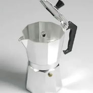 Cafetera convencional de 6 tazas, para fogones de gas y eléctricos. Excelente para que tengas ese cafecito de calidad 😉 - Img 55720343