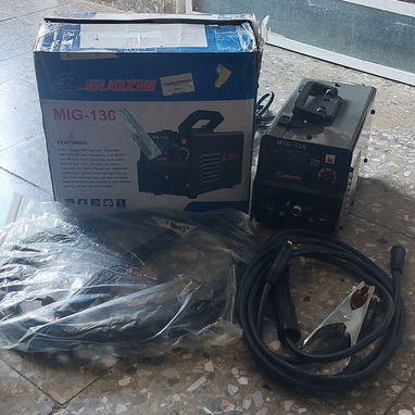 Planta de soldar portatil GZGUOZHI MIG de 130A, Máquina de Soldadura MIG/Stick 2 en 1 sin Gas con Núcleo de Flujo-200usd - Img 121732704
