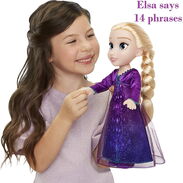 Muñeca Disney Frozen 2, Elsa Edición Especial canta en 4 idiomas "Hacia lo desconocido"+ 14 Frases + Luces en el vestido - Img 44472679