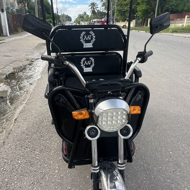 Se vende triciclo en 1600 usd - 2/2