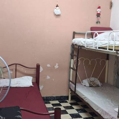 Vendo casa con todo en playa puente 5 9097239  Papeles en regla Precio 15mil  Cocina camas split televisor muebles refri - Img 123566130