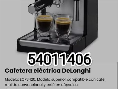 !Cafetera eléctrica DeLonghi Modelo: ECP3420. Modelo superior compatible con café molido convencional y café en cápsulas - Img main-image