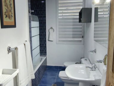 Renta larga estadía de propiedad horizontal en Miramar 3 habitaciones + 2 baños y 2 plazas garaje con Nauta Hogar - Img 65155628