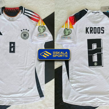 PULLOVER DE FUTBOL SELECCION ALEMANIA MULLER WHIRTZ MUSIALA HAVERTZ - Img 86772173