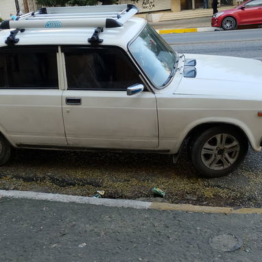 Ojo  Lada en río Verde Boyeros,en perfecto estado,llegar y montar se puede pagar e EUA - Img 112884867